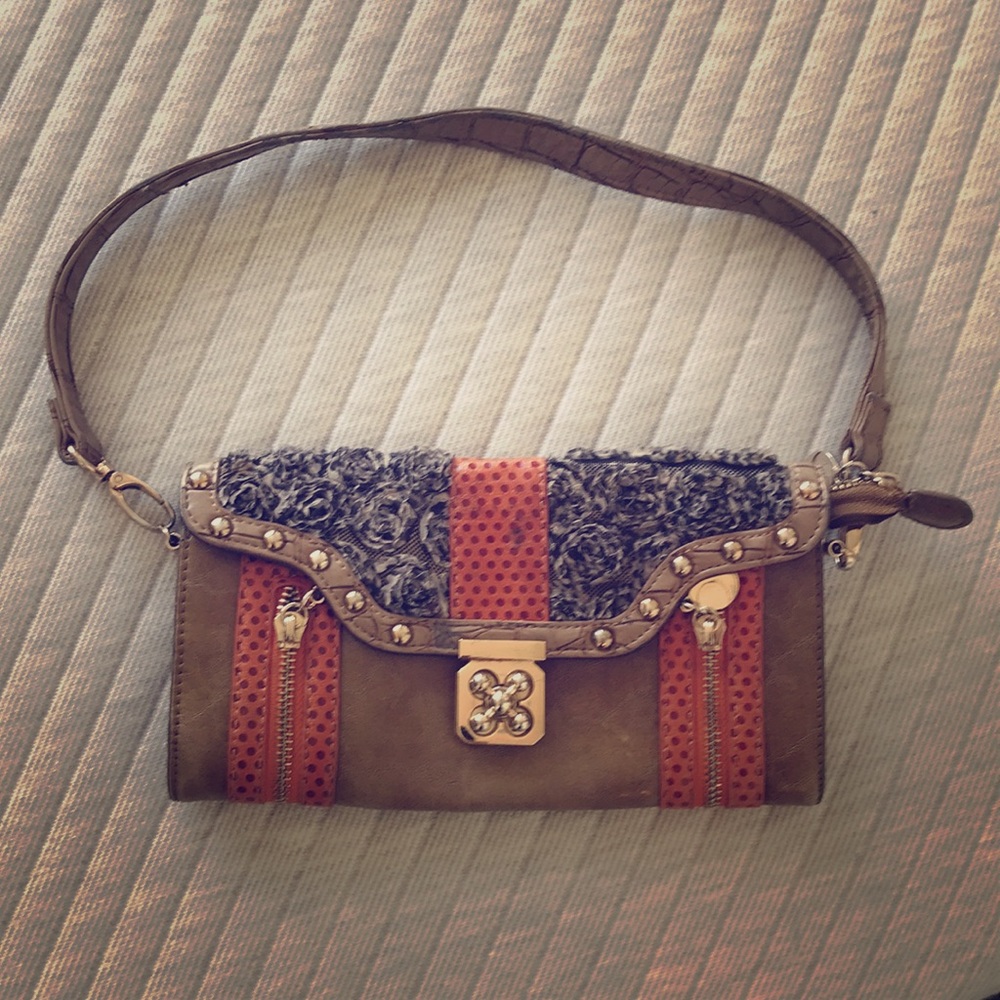 Hand made bag with ecologic leather